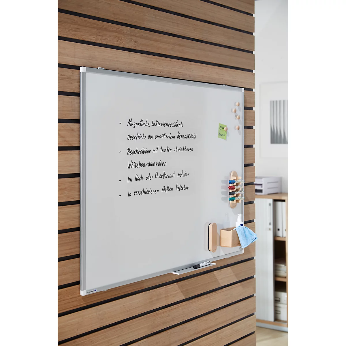 Tableau blanc PREMIUM PLUS Legamaster - acier émaillé - l. 1000 x H 750 mm - avec auget