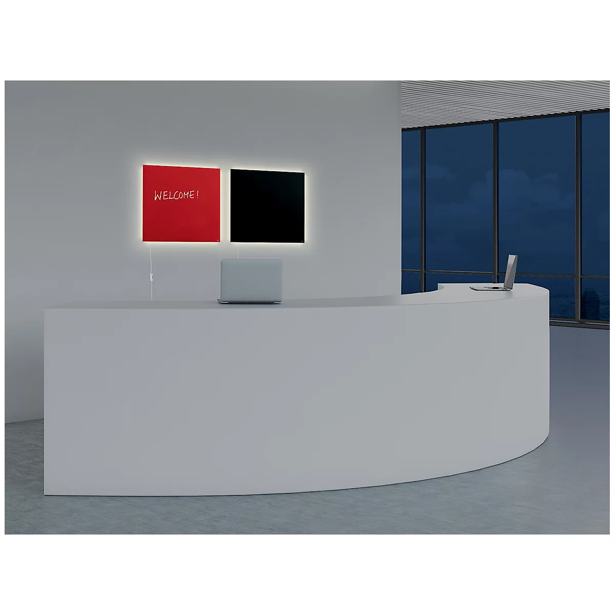Réception dans un bureau moderne. Sur un champ rouge : Bienvenue !. Un champ noir à côté. Ordinateur portable sur le comptoir.