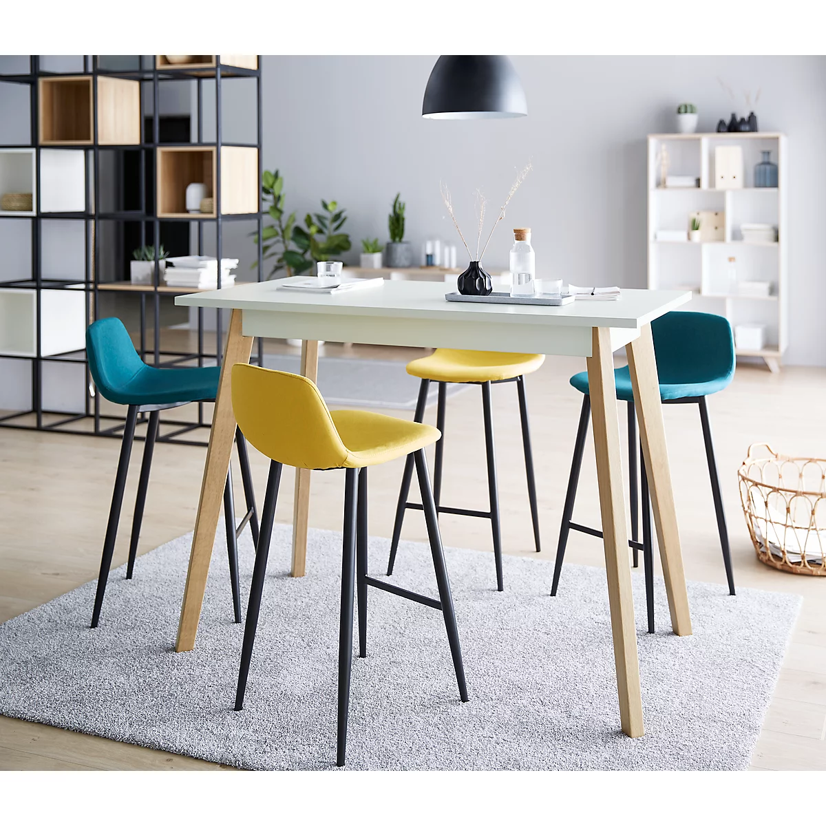 Tabouret de bar, rembourré, L 500 x P 450 x H 950 mm, repose-pieds, rembourré, noir, revêtement en tissu bleu, lot de 2 pièces