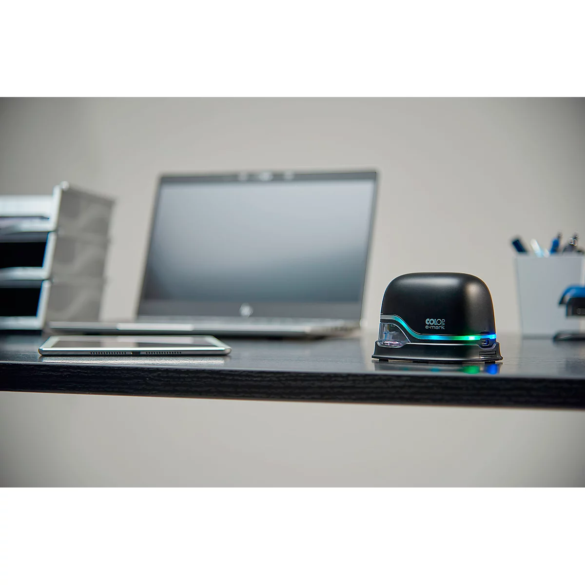 Tampon digital COLOP e-mark®, 600 dpi, micro-USB/wifi, avec cartouche d'imprimante CMY, bouton poussoir et piles, noir