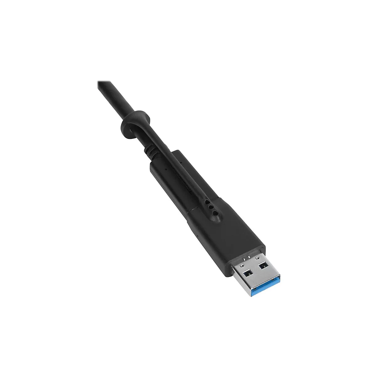Naheinstellung eines schwarzen USB-Kabels. Der Stecker hat einen blauen Kern.