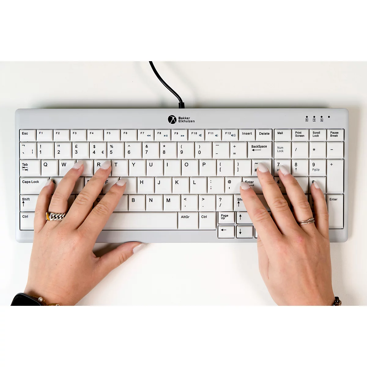 Tastatur BakkerElkhuizen UltraBoard 960 V2, QWERTZ, mit Nummernblock, USB-C, ergonomisch, kompakt & augenschonend, L 146 x B 363 x H 19 mm, grau