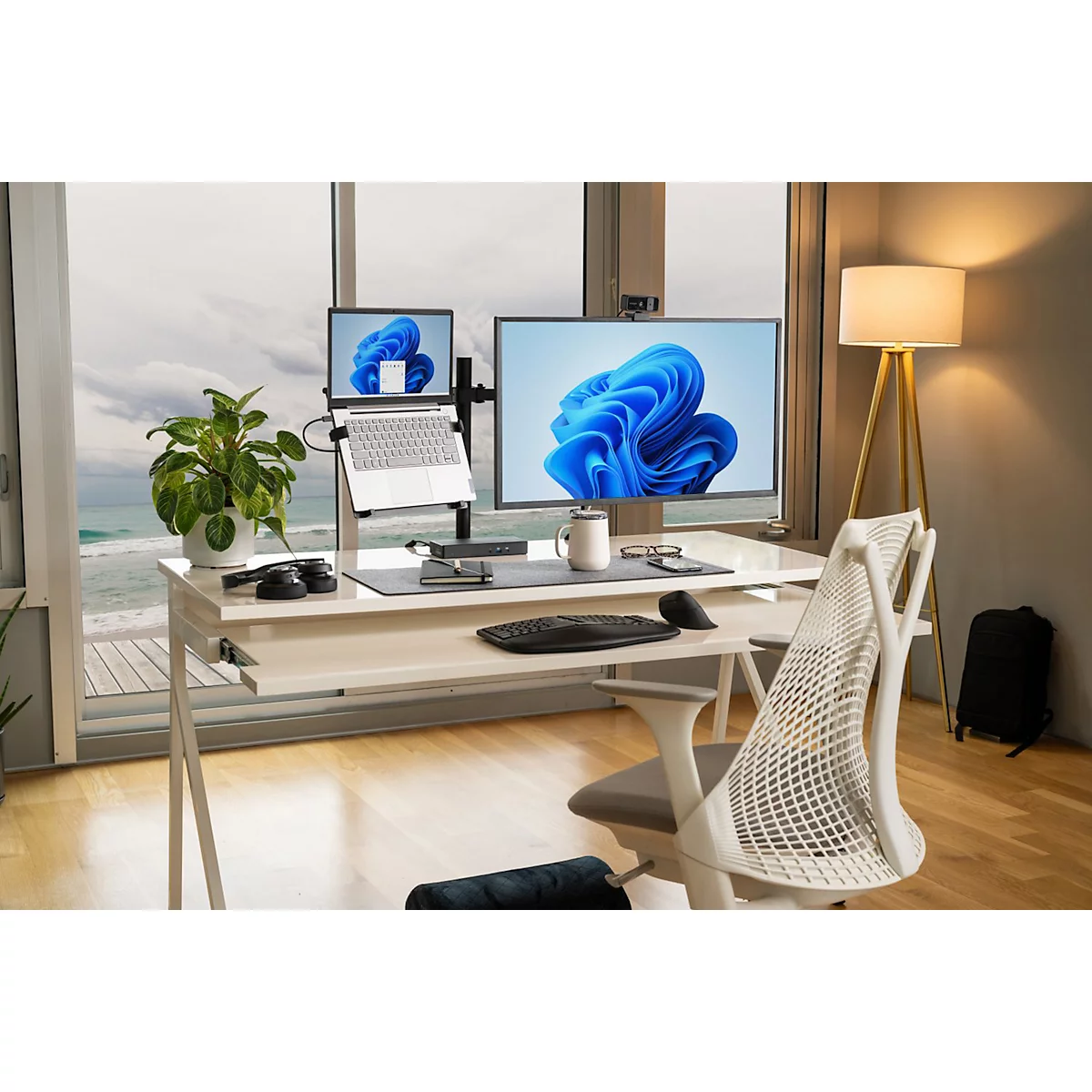 Tastatur Kensington Pro Fit™ Ergo KB675 EQ TKL, kabellos, wiederaufladbarer Akku, QWERTZ, für bis zu 3 Endgeräte, Handballenauflage, PCR, schwarz