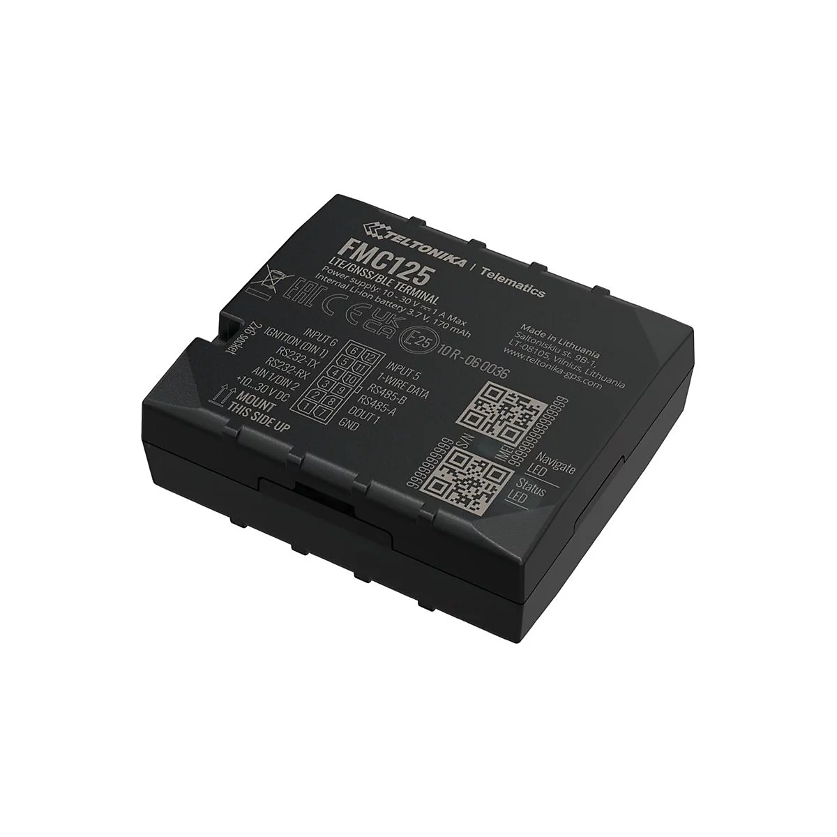 Schwarzes Teltonika FMC125 LTE/GNSS-Terminal mit Anschlussbelegungen, QR-Codes und Prüfzeichen auf der Oberfläche.
