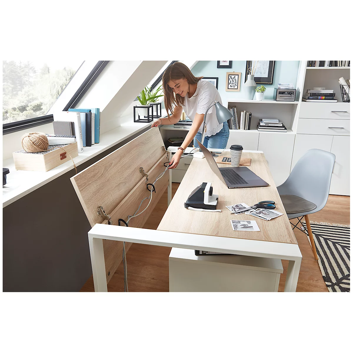 TEMPIO Home Office bureau, rechthoekig, slede onderstel, B 1500 x D 800 x H 740 mm, Sonoma eik/wit