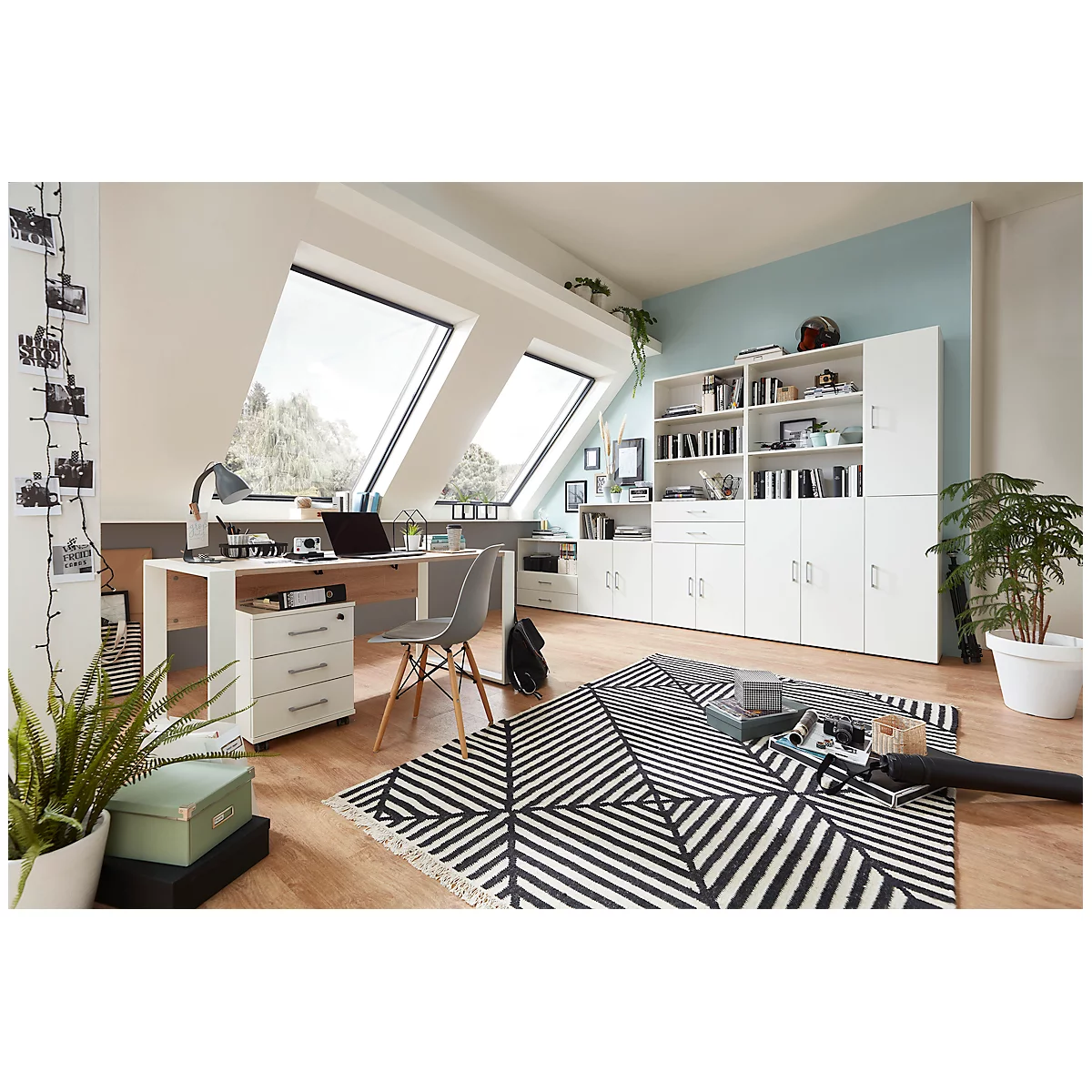 TEMPIO Home Office bureau, rechthoekig, slede onderstel, B 1500 x D 800 x H 740 mm, Sonoma eik/wit