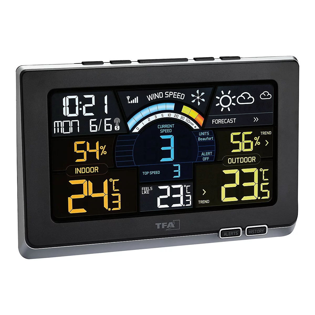 Digitale Wetterstation von TFA mit farbigem Display zeigt Zeit, Windgeschwindigkeit, Temperatur und Feuchtigkeit.