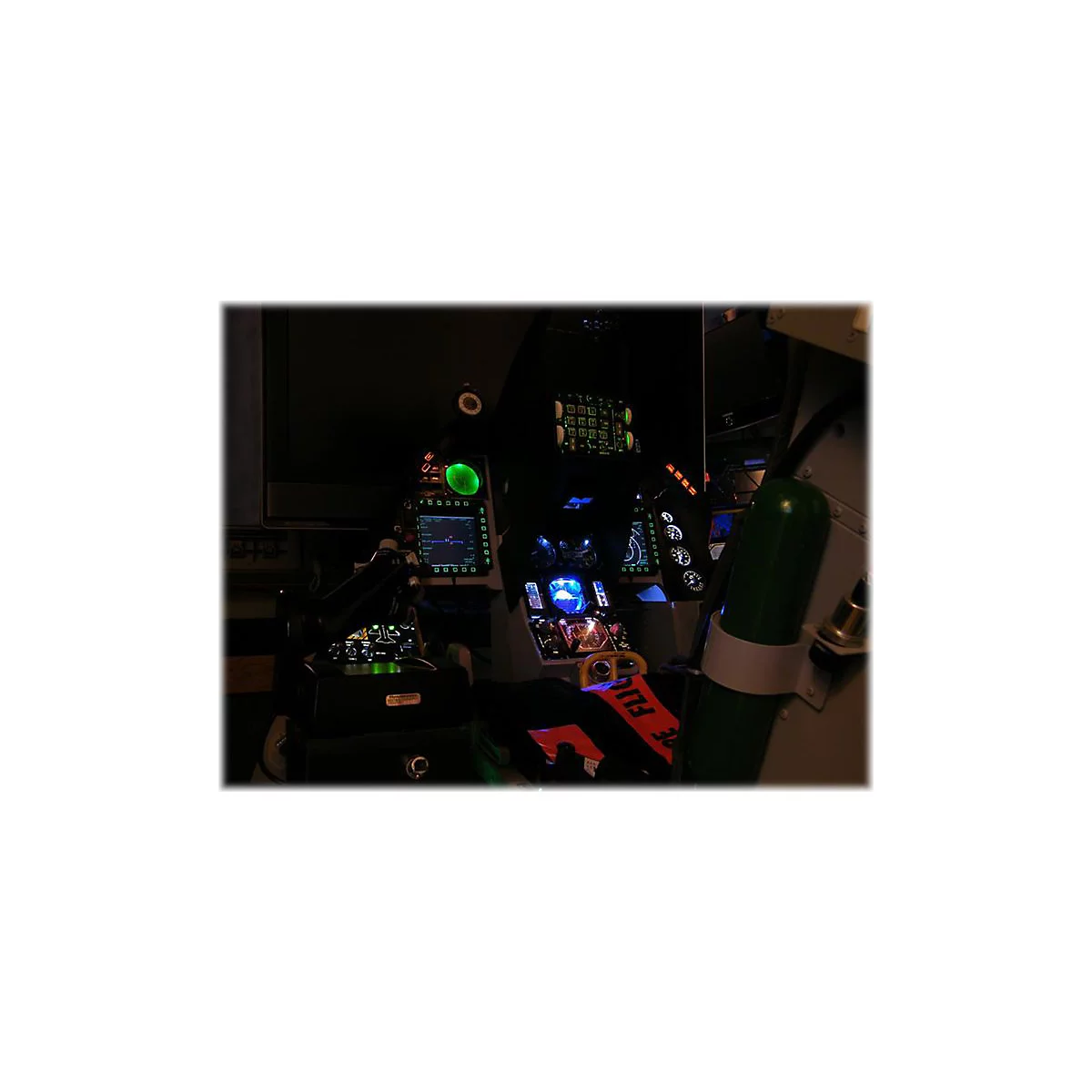 ThrustMaster MFD Cougar Pack - Flugsimulator-Instrumentenbrett - kabelgebunden