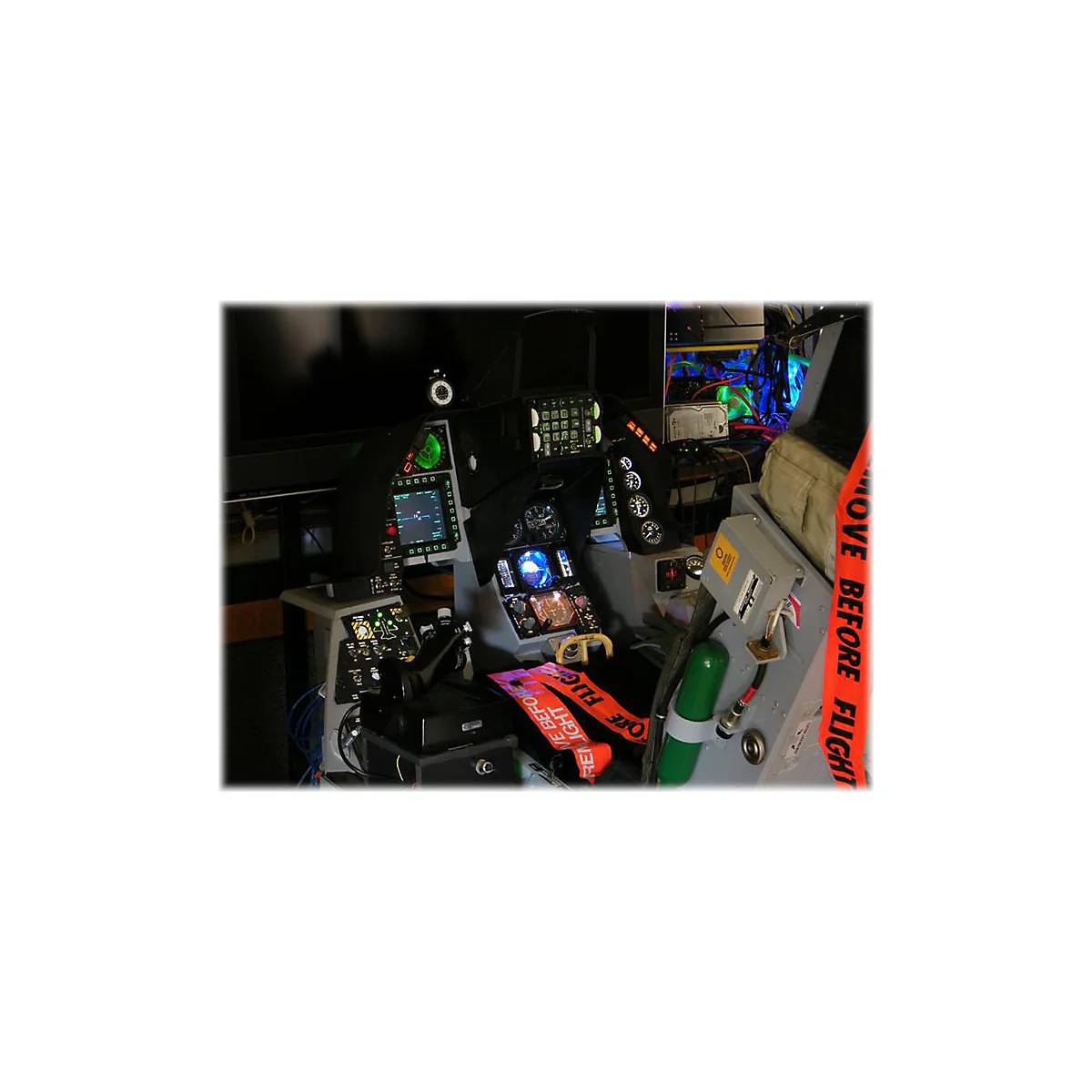 ThrustMaster MFD Cougar Pack - Flugsimulator-Instrumentenbrett - kabelgebunden