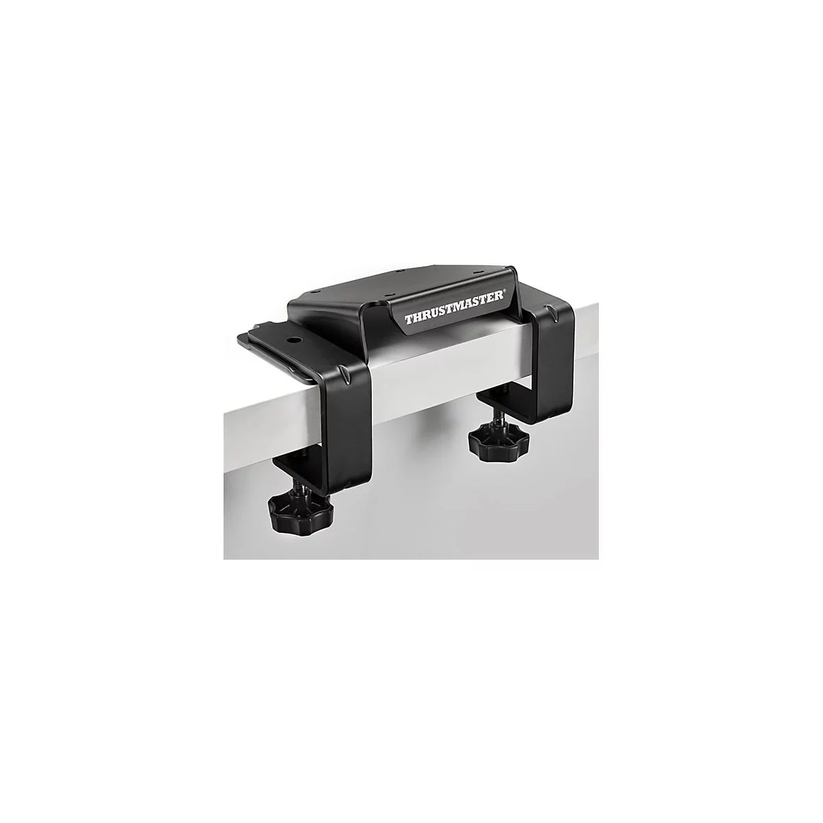 Schwarze Thrustmaster-Tischhalterung aus Metall mit zwei manuellen Schraubklemmen an einer weißen Tischkante.