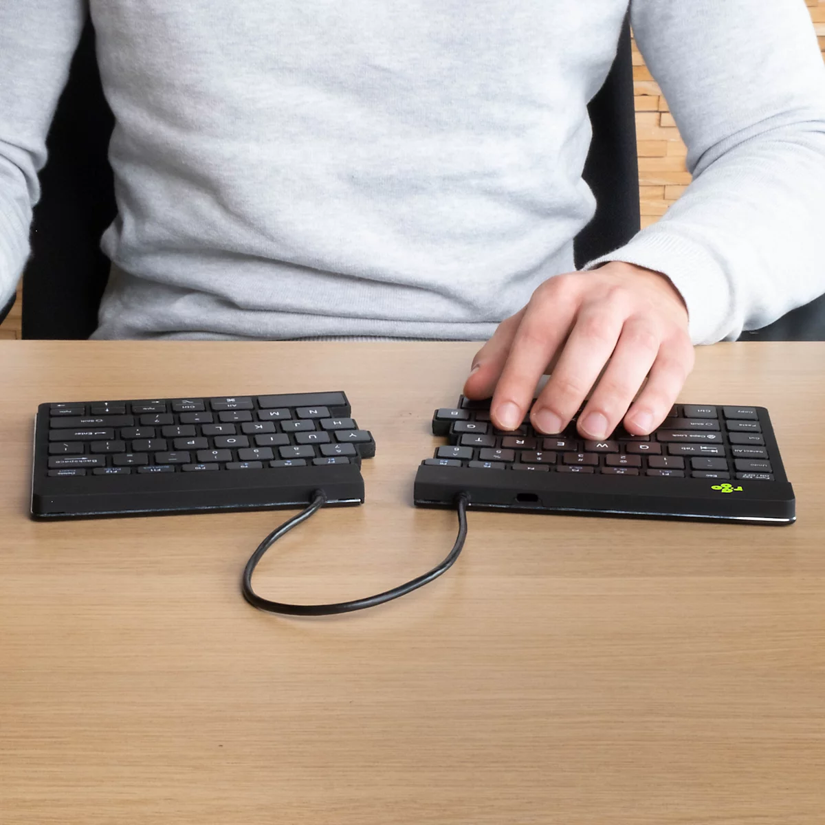 Toetsenbord R-Go Split Break, draadloos, QWERTZ, 2-split, LED-pauze-indicator, Bluetooth/USB, zwart
