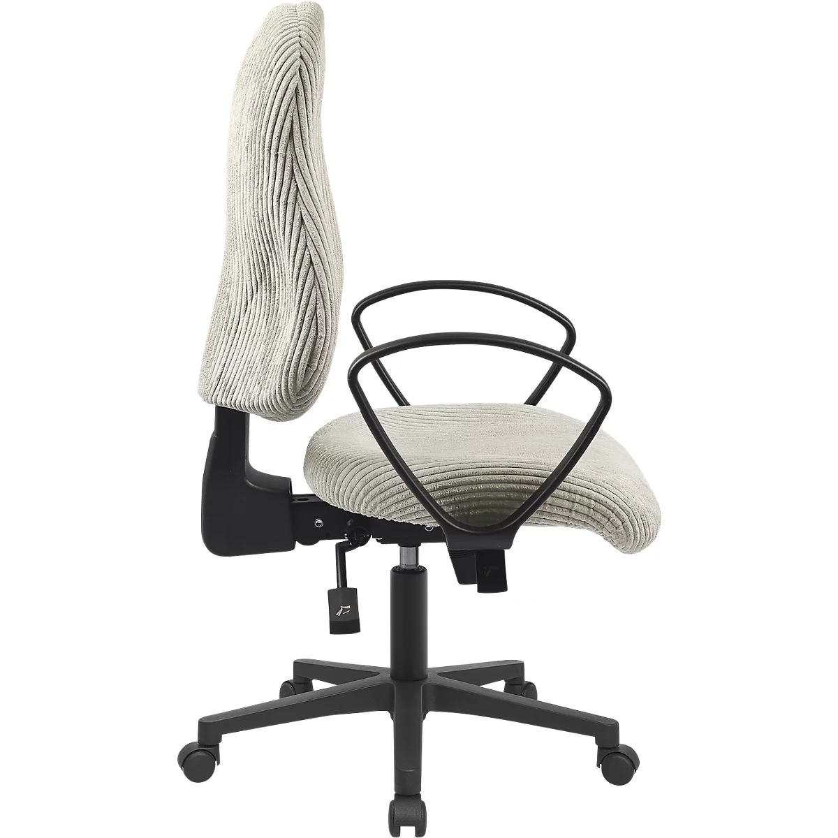 Beiger Bürostuhl mit Kordstoffbezug, schwarzem Gestell und Armlehnen vor weißem Hintergrund.