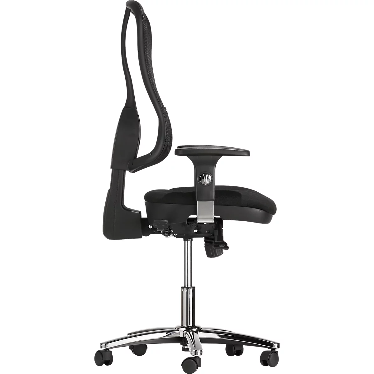 Black office chair with mesh back, armrests, and wheels. Metal base with five casters.