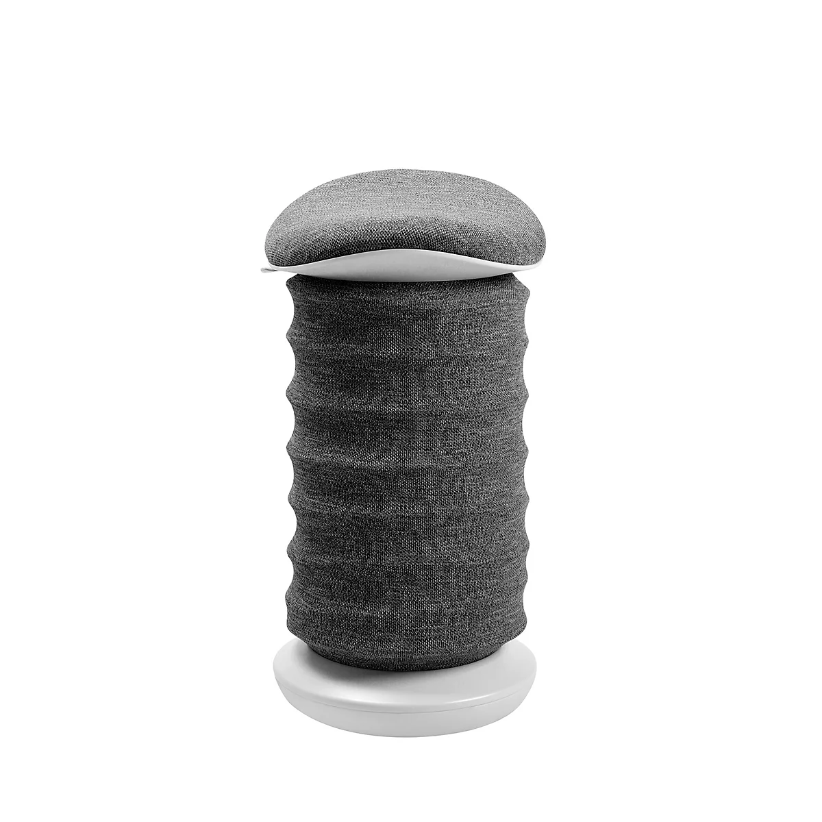 Graues, geriffeltes Objekt auf weißem Sockel, bedeckt von einem grauen Deckel.
