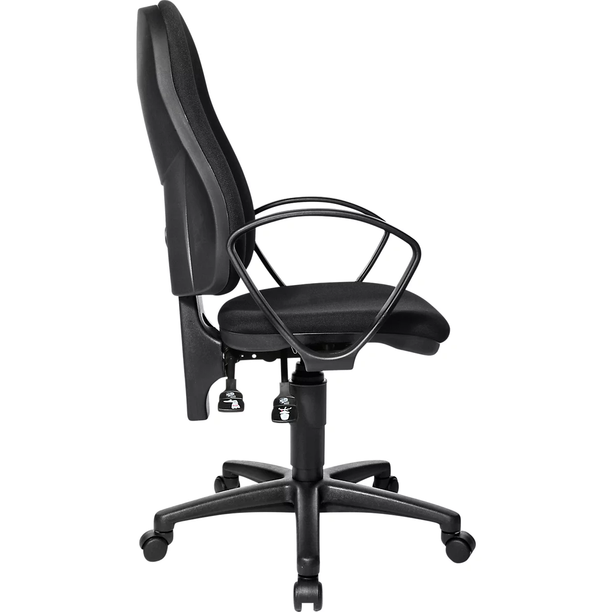 Black office chair with armrests, side view. Backrest and seat padded, on castors.