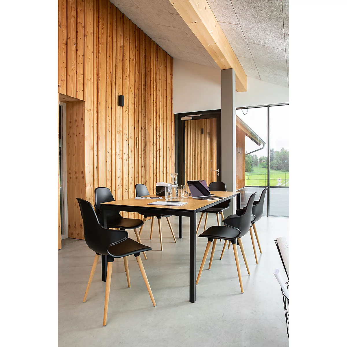 Topstar® T 2020 kuipstoel, 4-poot, desinfectiebestendig, met armleuningen, zwart/beuken