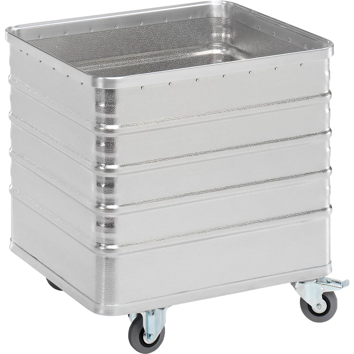 Een zilveren, kubusvormige transportcontainer met wielen en gegolfde zijwanden.