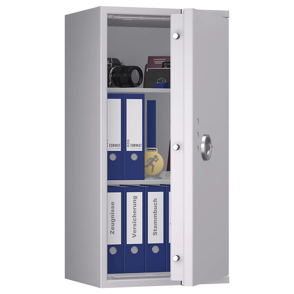 Grauer Tresor mit geöffneter Tür. Blaue Ordner mit Beschriftungen: Zeugnisse, Versicherung, Stammbuch. Kamera, Pässe auf den Regalen.