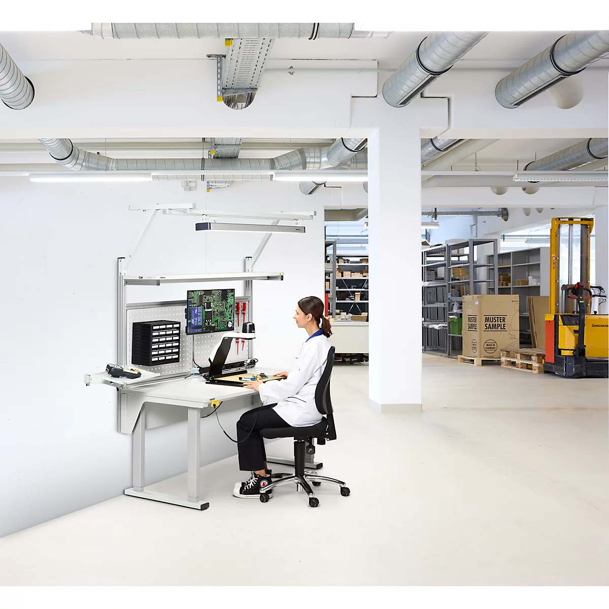 Treston QuatreX frame, elektrisch verstelbaar, tot 300 kg, lichtgrijs RAL 7035, diverse maten