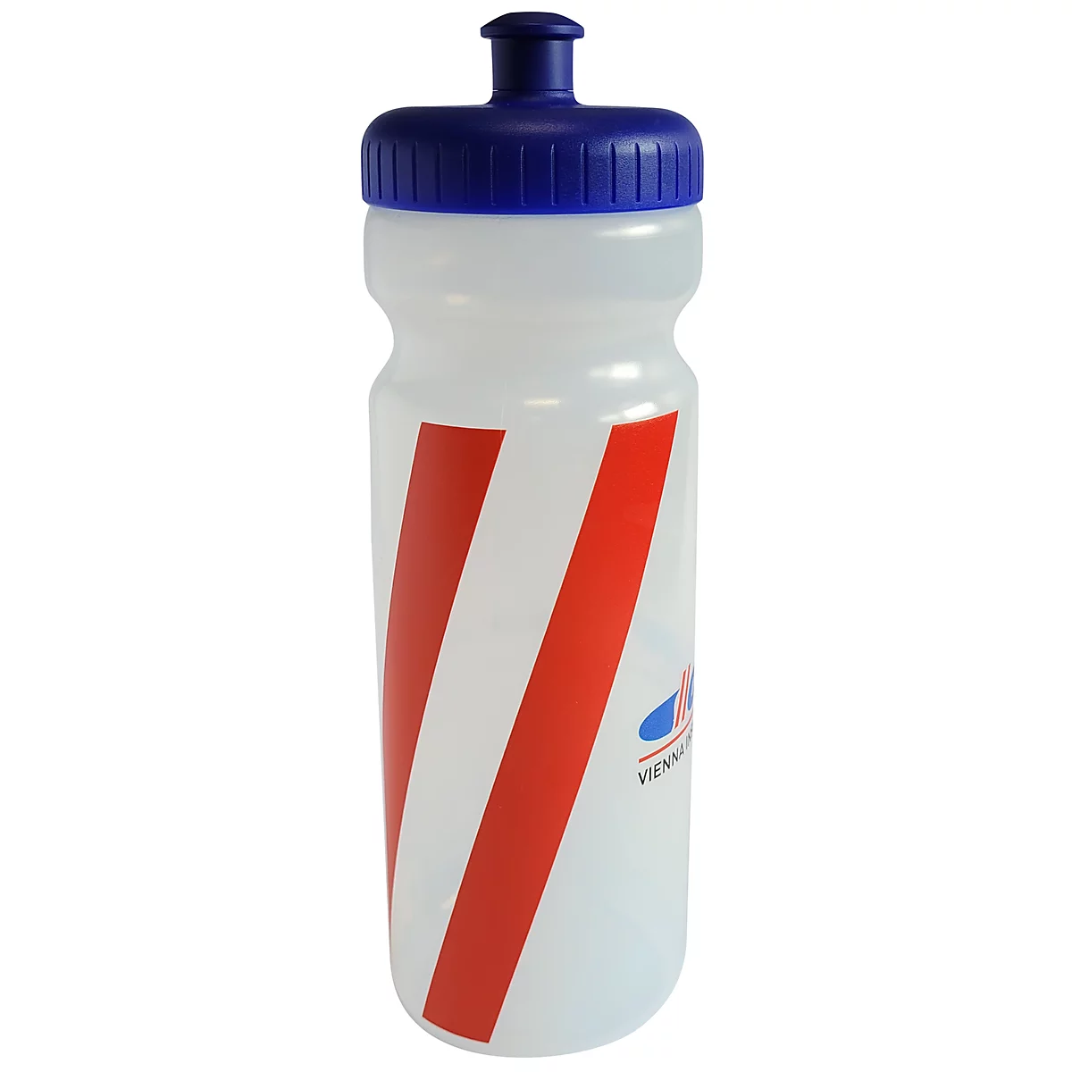 Eine durchsichtige Wasserflasche mit blauem Deckel und rotem Streifenmuster.