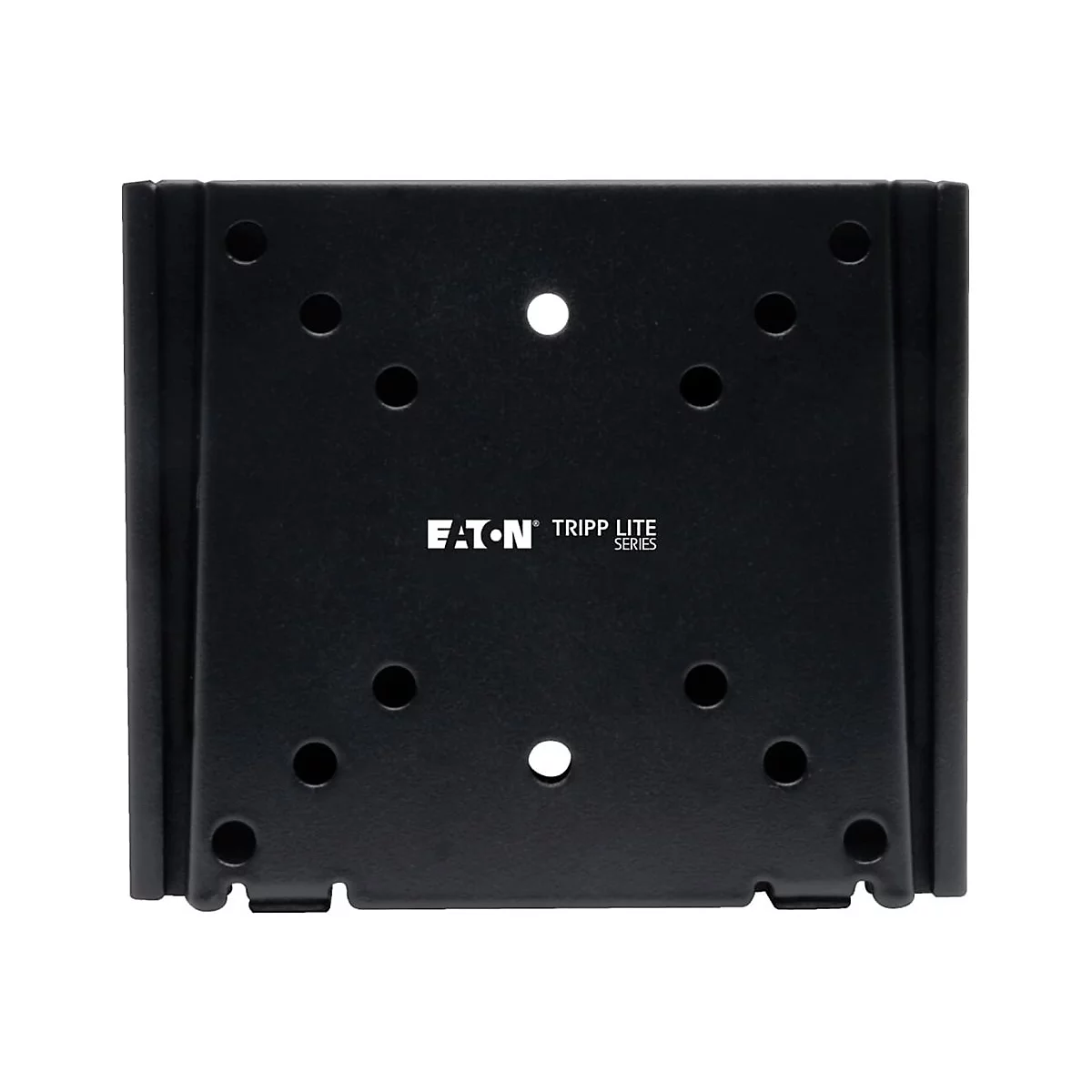 Schwarze Metallplatte mit Löchern und den Logos von Eaton und Tripp Lite. Detailaufnahme.