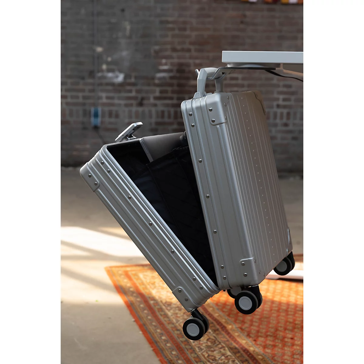 Trolley Business case actiCase, L 370 x P 190 x H 560 mm, 21,5 l, avec roulettes, aluminium, argent