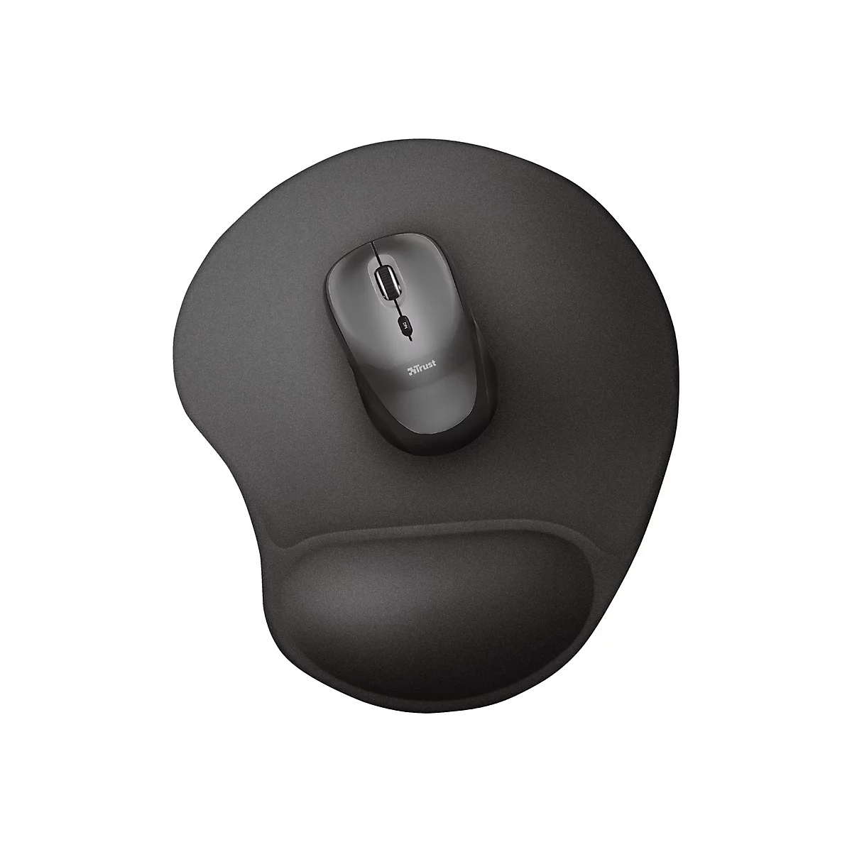 Graue Computermaus auf einem asymmetrischen schwarzen Mauspad mit integrierter Handballenauflage.