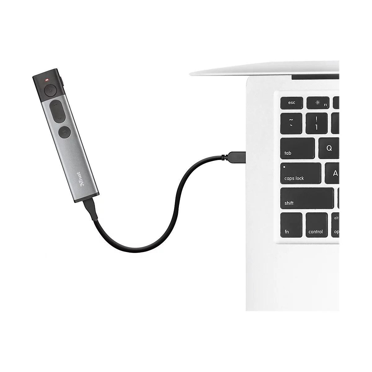 Ein silberner Presenter ist per Kabel mit einem Laptop verbunden.
