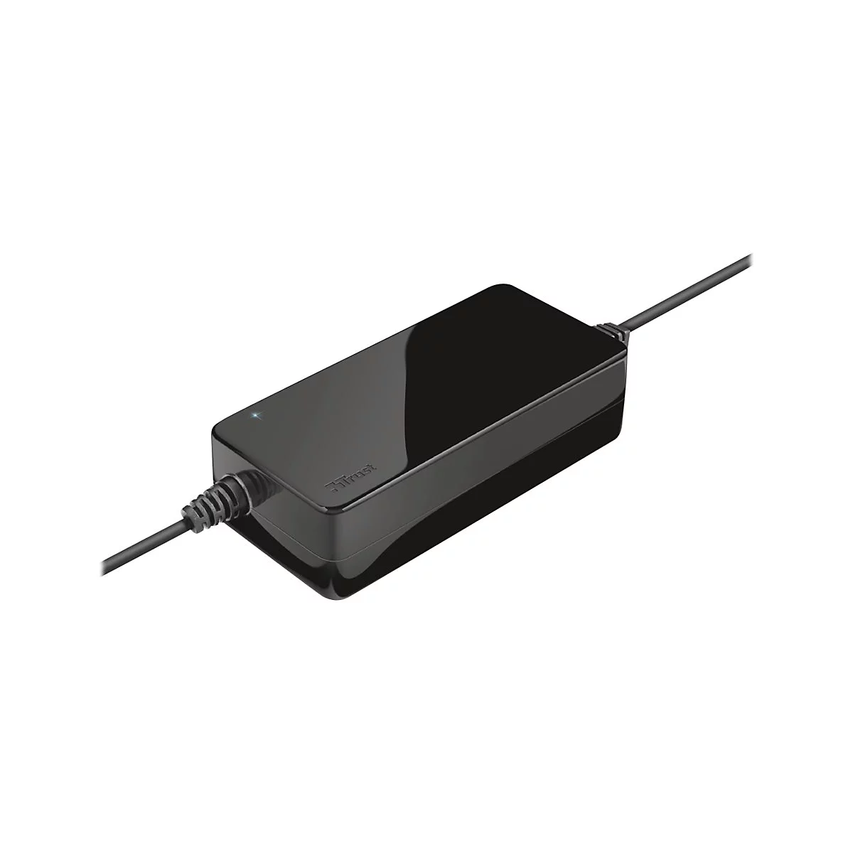 Schwarzes Netzteil mit Kabel. Auf der Oberseite ist ein kleiner Punkt zu sehen, das Logo Trust ist erkennbar.