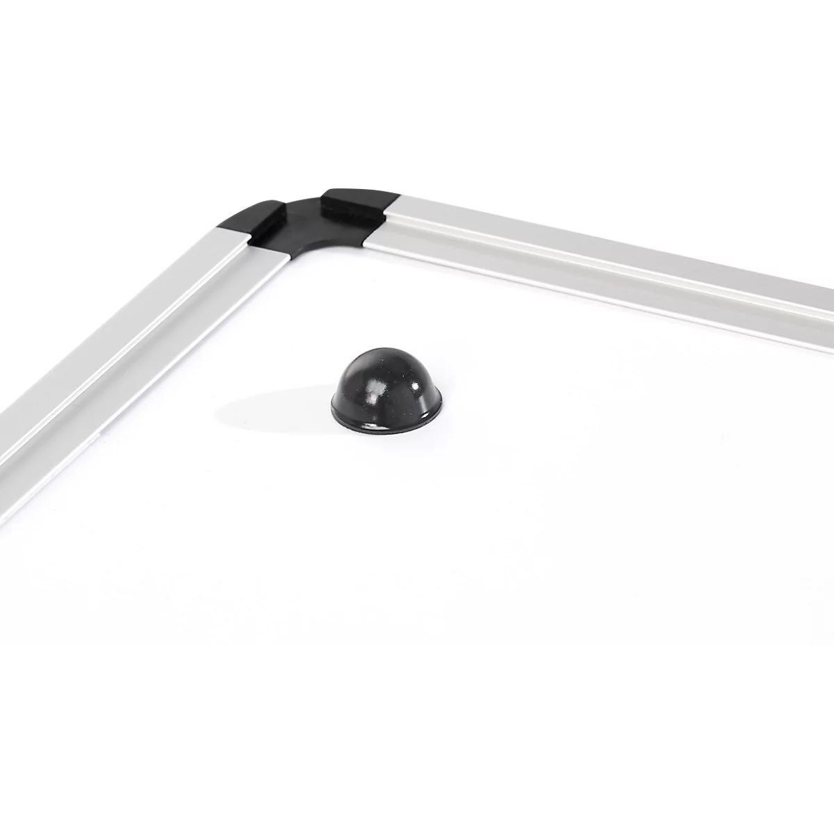 Ultradex Planrecord presentatiewand, wandbevestiging, 61 horizontale rails, B 1020 x D 22 x H 770 mm, materiaal en aluminium, zwart