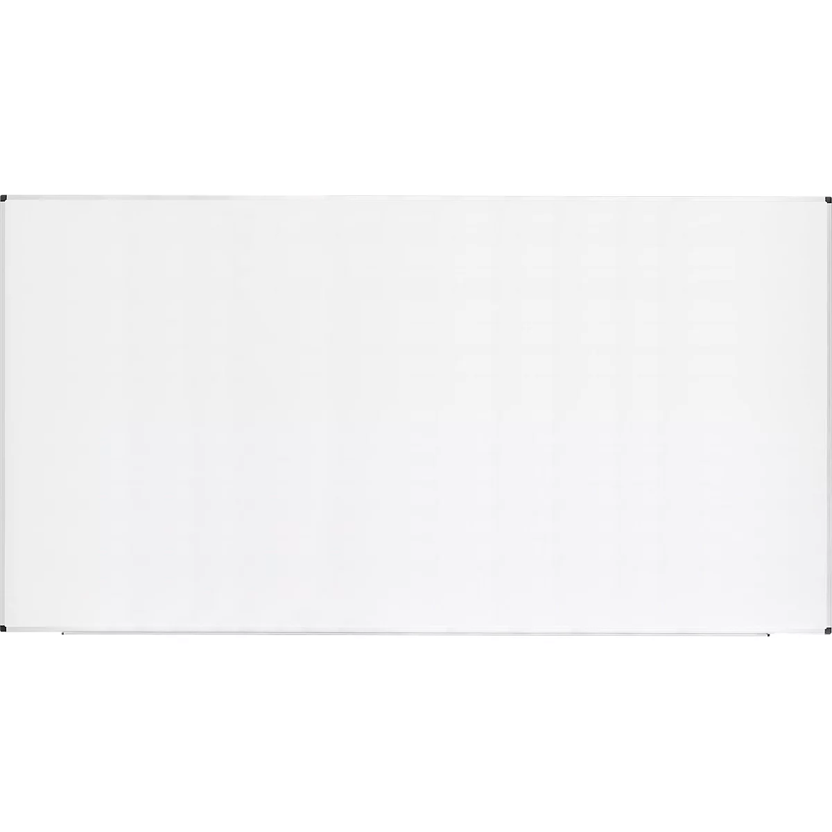 Große, leere weiße Tafel mit silbernem Rahmen.