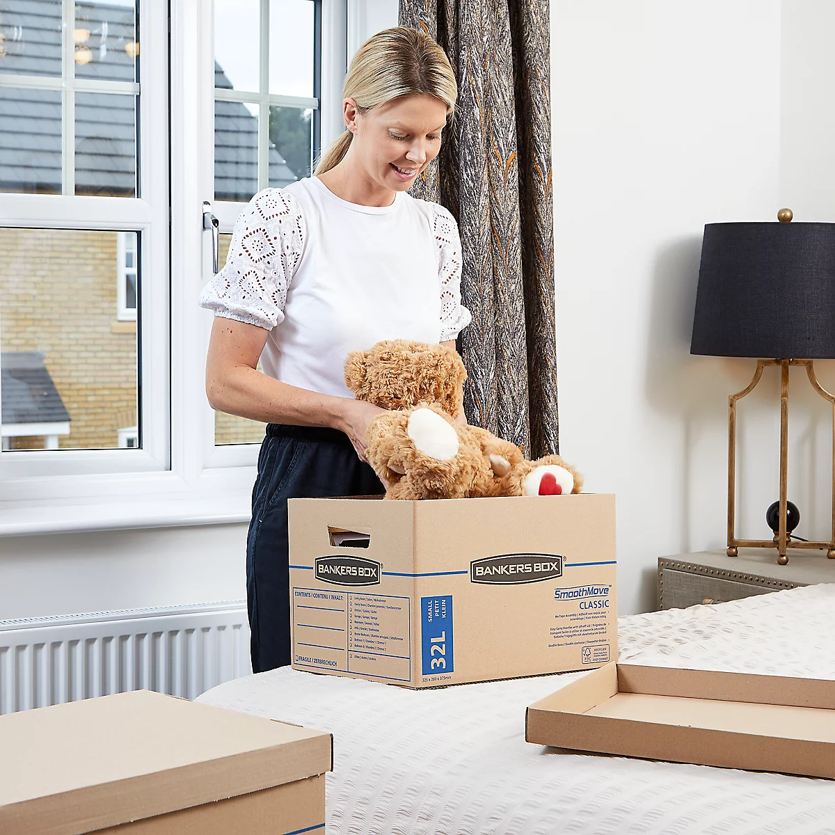 Umzugsbox SmoothMove, 2-lagige Wellenpappe, abnehmbarer Deckel, Beschriftungsfeld, H 260 x B 325 x T 375 mm, 32 L, 10 Stück