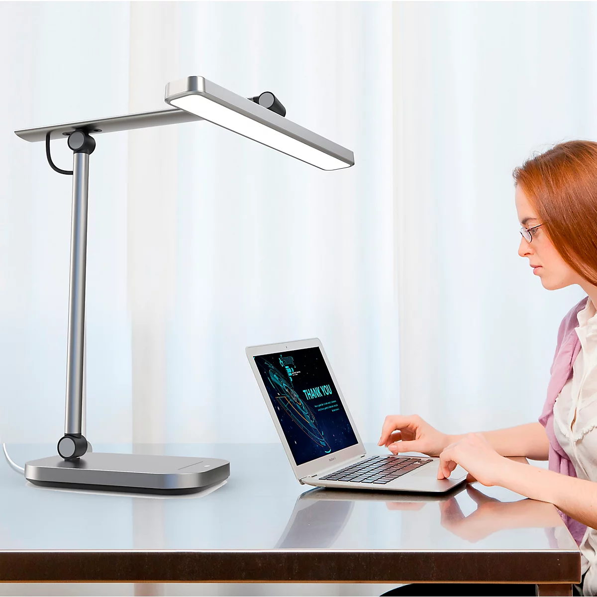 Unilux PURELINE LED-bureaulamp, dimbaar, 3000K/4000K/5700K, lichtsterktesensor, scharnierarm, metaalgrijs