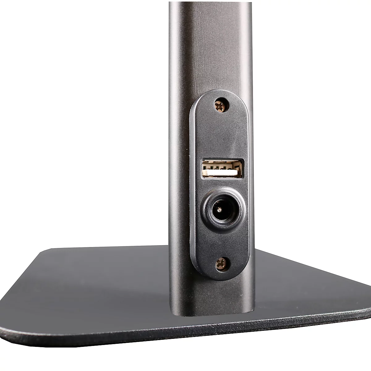 Gedetailleerde close-up van de achterkant van een monitor met USB- en voedingsconnectoren.