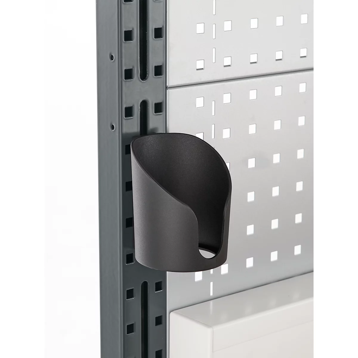 Grijze camera-omtrek op een witte achtergrond.