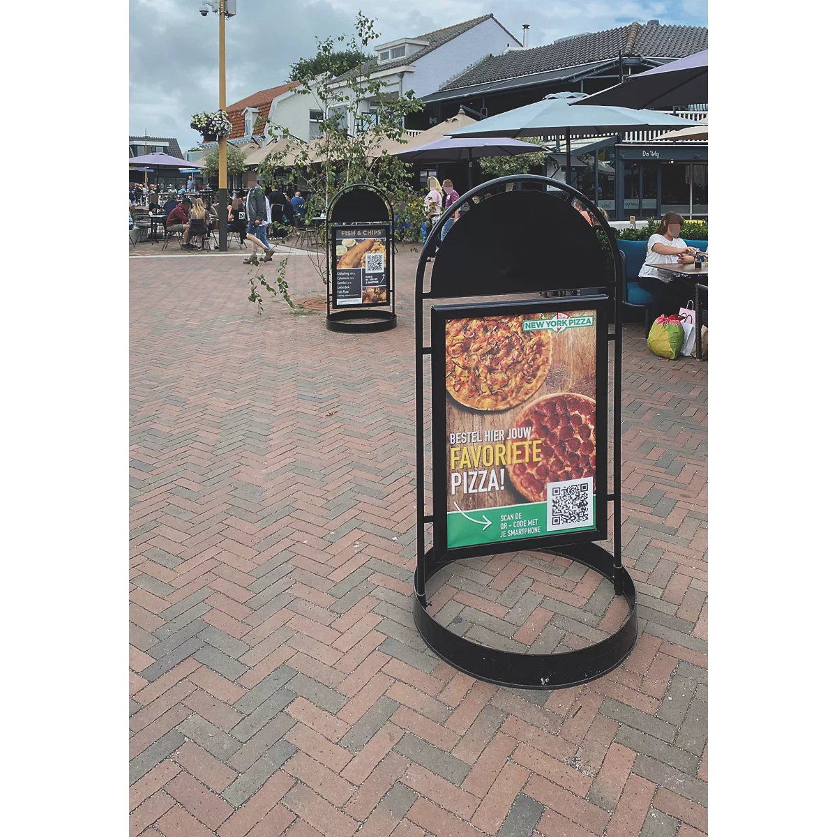 Update Display klantenstop Wiel, DIN A1, waterdicht, 35 mm kliklijst, logogedeelte, met wielen, zwart RAL 9005