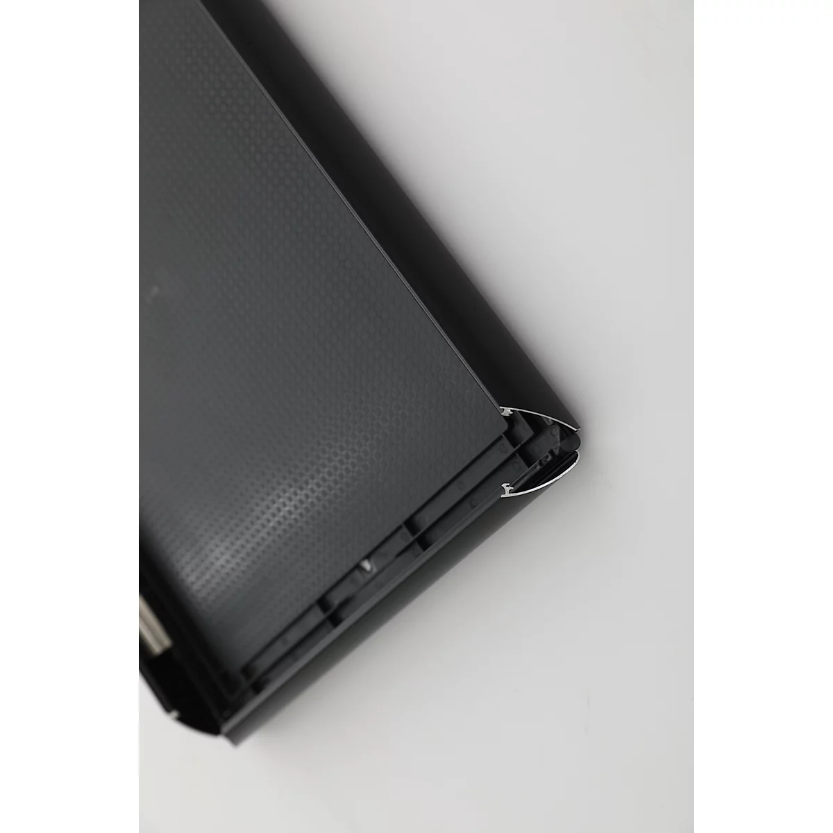 Update Display Klapprahmen Basic Frame, DIN A4, Gehrungsecke, Safe Corner, Aluminium, Wandmontage, 10er-Bundle, schwarz