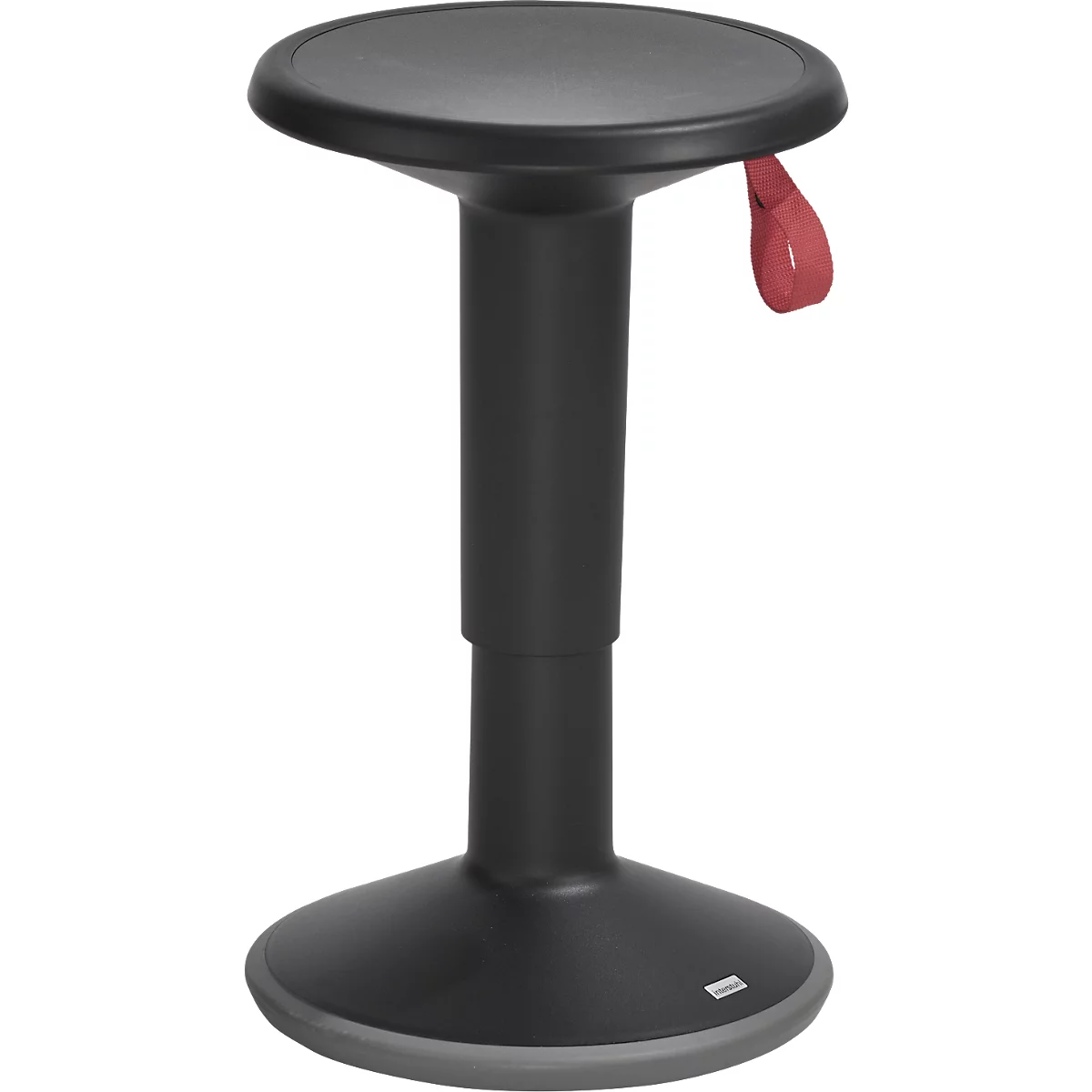 Schwarzer Stehhocker mit roter Lasche. Rundes Sitzpolster, höhenverstellbar.