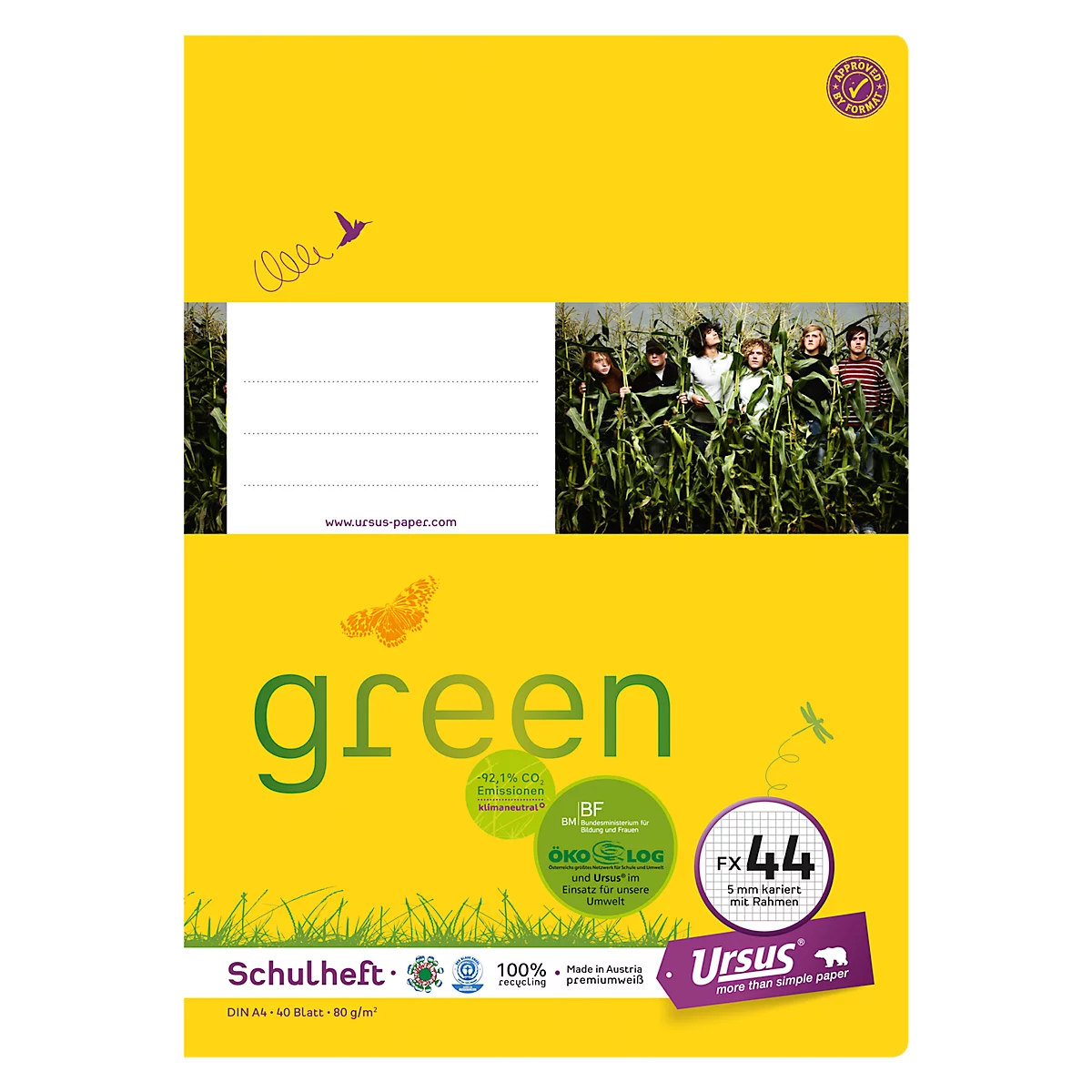Gelbes Schulheft mit dem Wort "green", einem Foto von Menschen im Gras, und Logos.