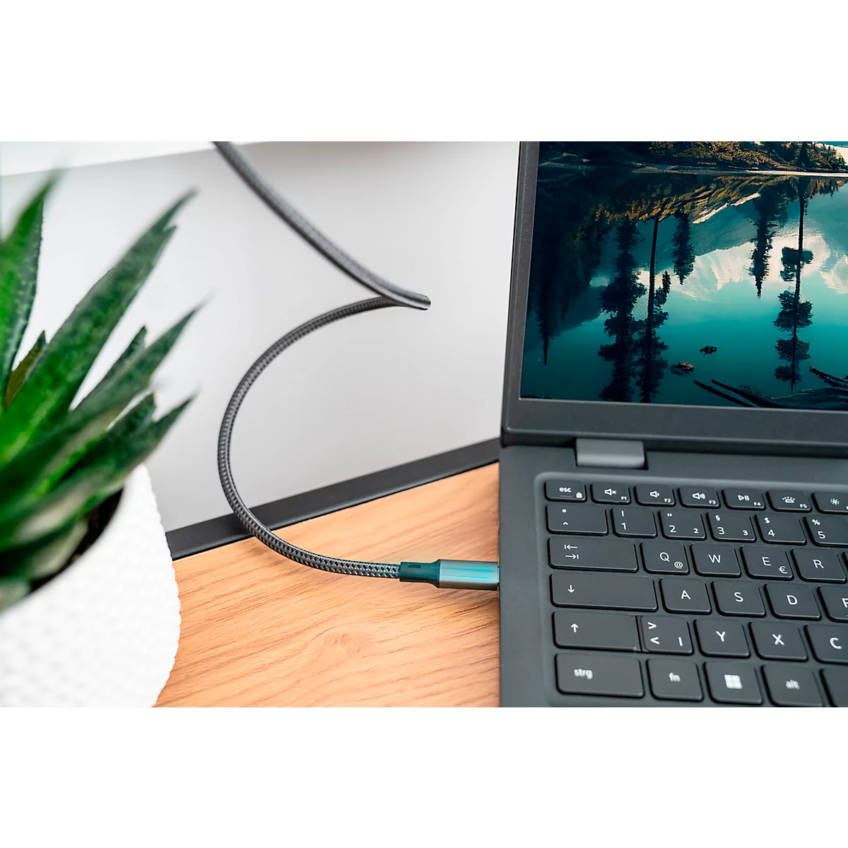 USB 4.0 oplaad-/datakabel Good Connections, USB-C naar USB-C, vermogen 240 W, tot 40 Gbit/s, lengte 1,8 m, zwart