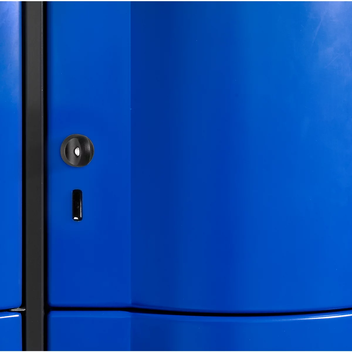 Veiligheidsdraaigrendel voor C+P Resisto lockerkasten, ergonomisch, draait in gesloten toestand, staal, zwart