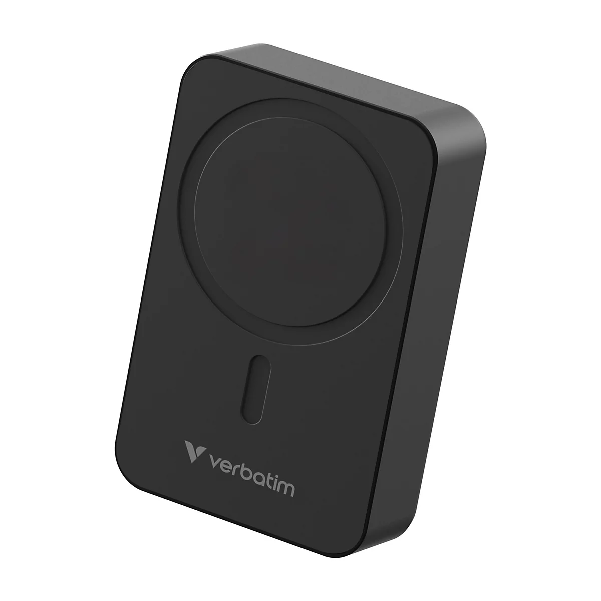 Schwarze, rechteckige magnetische Powerbank von Verbatim mit Ladeanzeige vor hellem Hintergrund.
