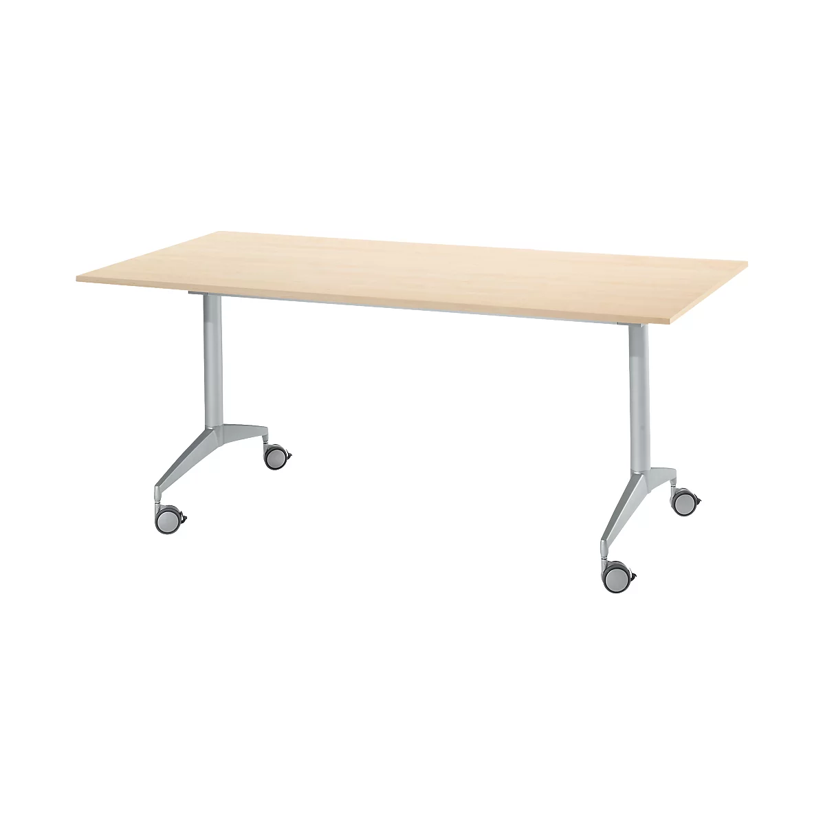 Een rechthoekige tafel van licht hout met metalen poten en wielen.
