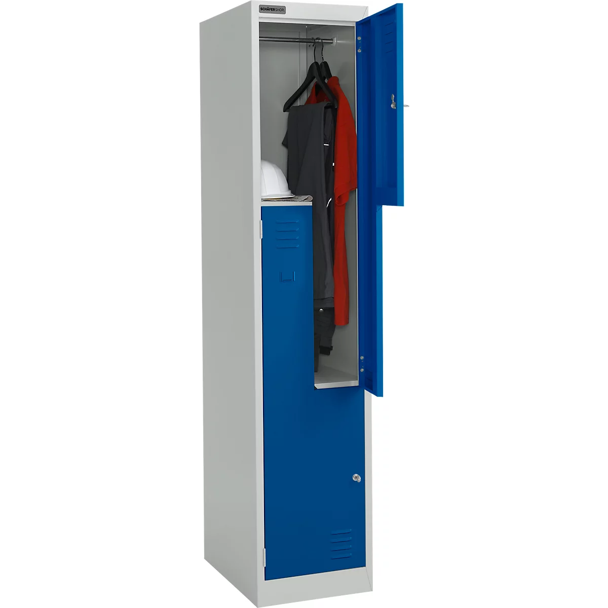 Un casier en deux parties, gris et bleu, la porte supérieure est ouverte, des vêtements y sont suspendus.