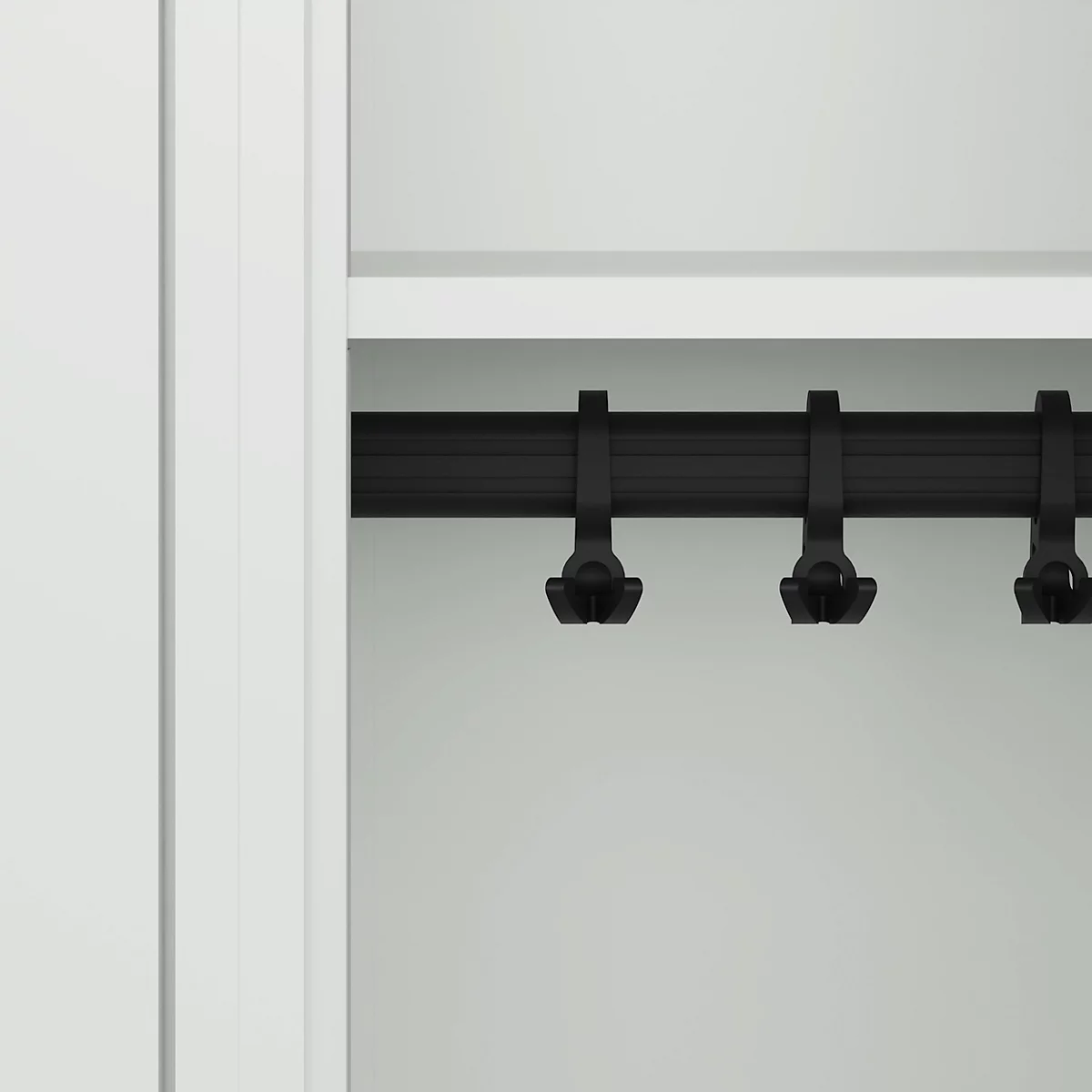Vestiaire C+P Evolo Plus, 2 compartiments, largeur des compartiments 400 mm, avec banquette encastrée, L 800 x P 815 x H 2120 mm, verrou rotatif, gris clair/gris clair