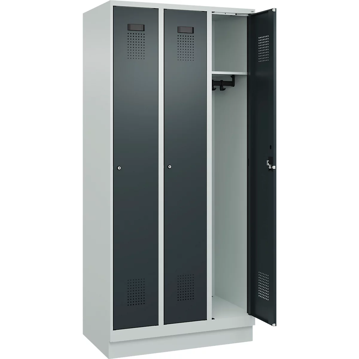 Vestiaire C+P Evolo Plus, 3 compartiments, largeur de compartiment 300 mm, avec socle, butée à droite, butée Soft, anti-effraction, L 900 x P 500 x H 1950 mm, serrure à cylindre, gris clair RAL 7035/gris anthracite RAL 7016