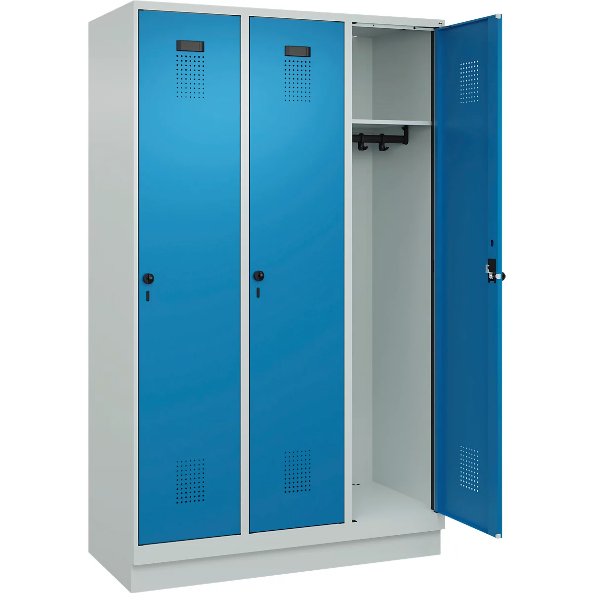 Vestiaire C+P Evolo Plus, 3 compartiments, largeur des compartiments 400 mm, avec socle, charnières à droite, L 1200 x P 500 x H 1950 mm, verrou rotatif, gris clair/bleu clair