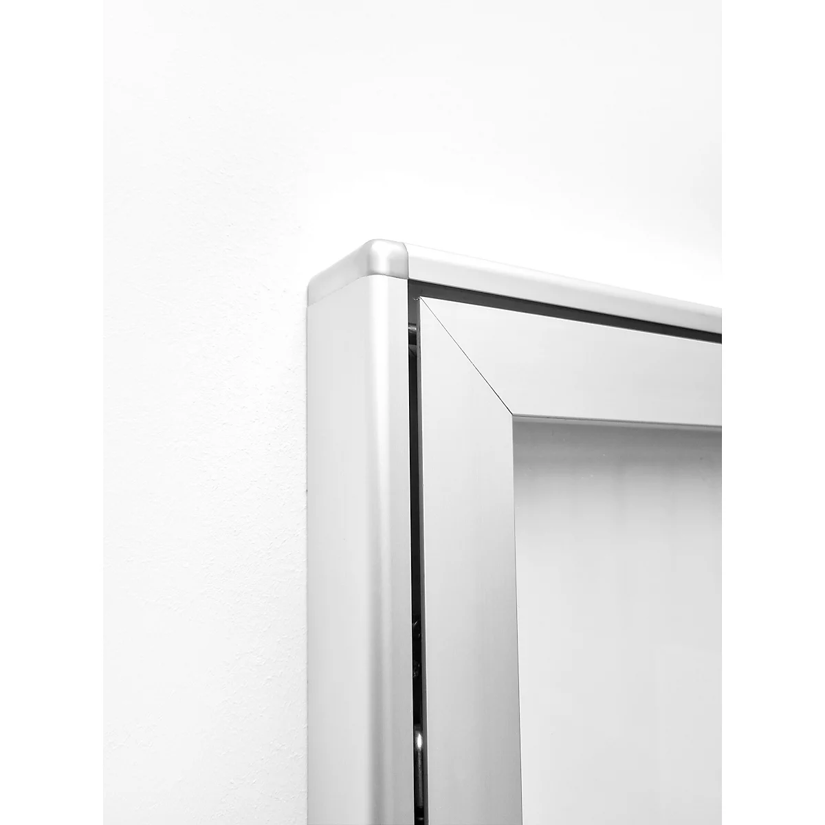 Vitrine d'affichage MEDIA AR - pour l'extérieur - l. 1370 x H 710 mm - 18 x DIN A4 - verre de sécurité trempé - porte battante