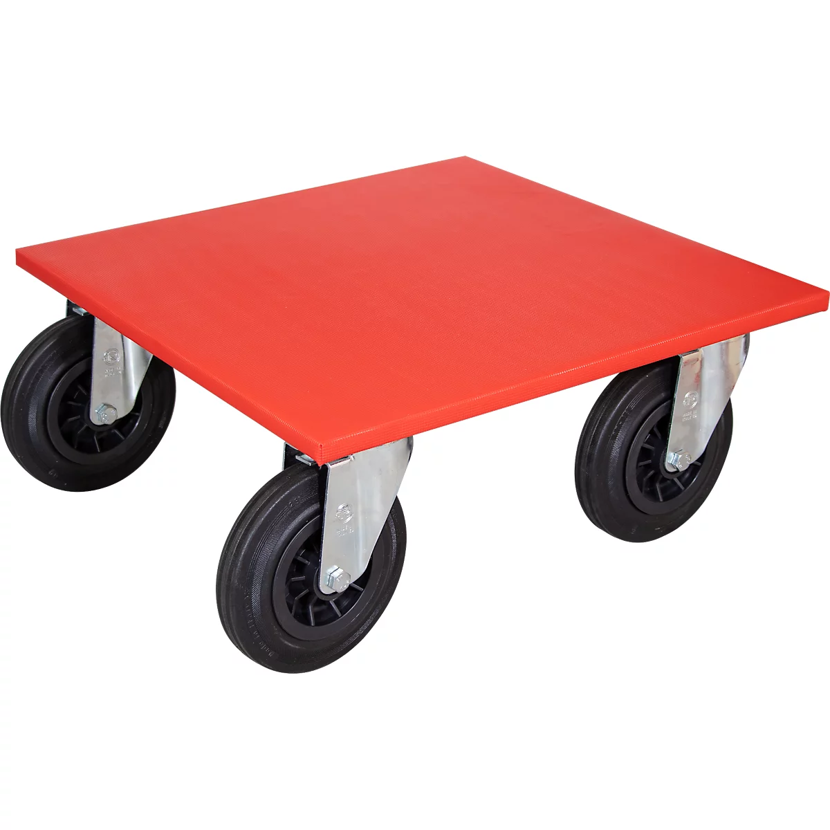 Rode dolly met vier zwarte wielen. De kar staat op een witte achtergrond.