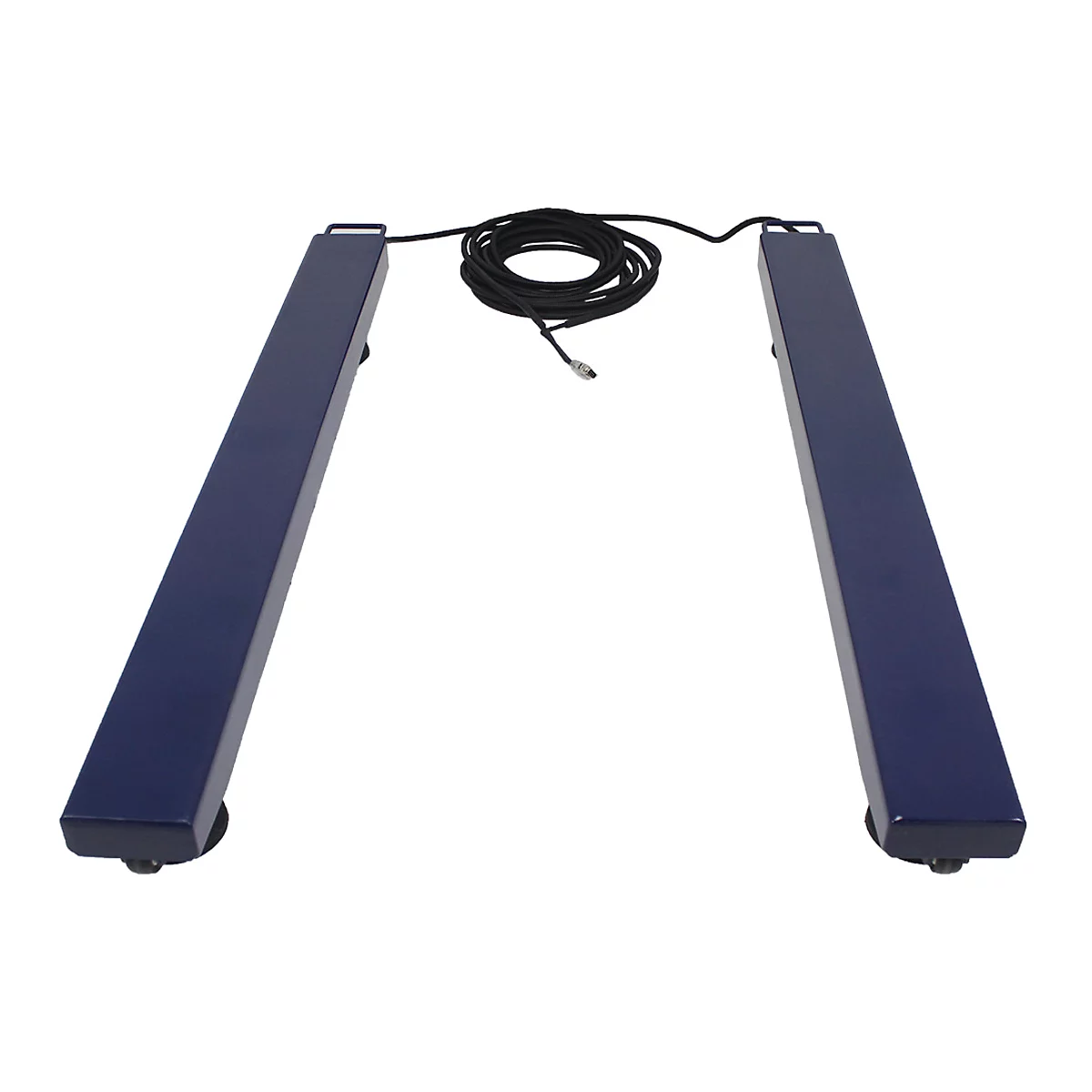 Twee blauwe weegschalen met kabel. Zwarte kabel in het midden, uiteinden met sensoren. Op een witte achtergrond.